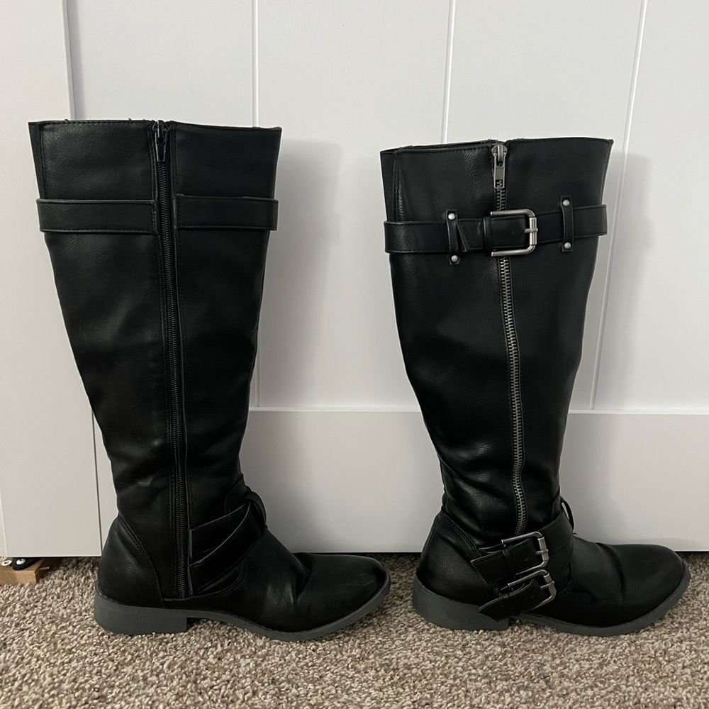 Fergalicious Fergie Black boots size 6.5